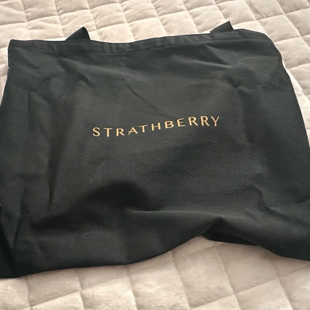 Brand New Strathberry East/West Bag - Picture 5 of 8